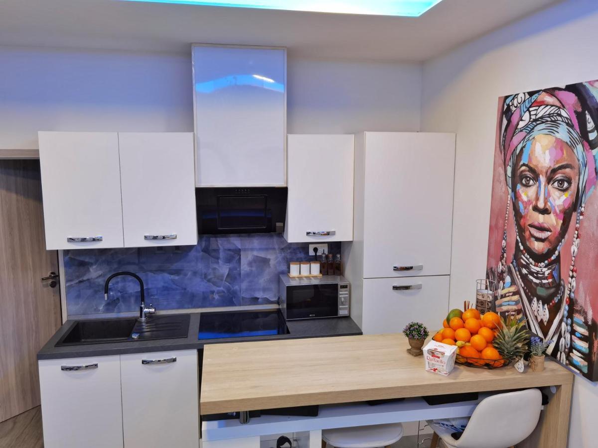 Apartment Del Mar Подстрана Екстер'єр фото