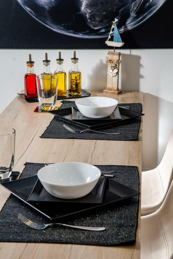 Apartment Del Mar Подстрана Екстер'єр фото
